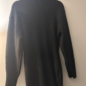 H&M Men's Ribbed Black Crewneck Sweater